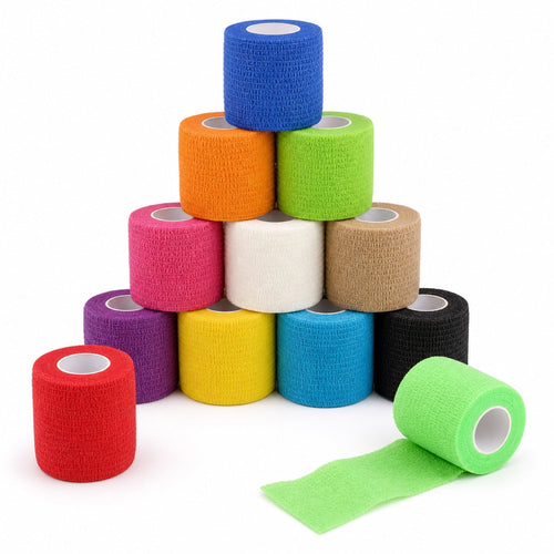 Dodici bende coesive ColorColar multicolore da 5 cm disposte a piramide